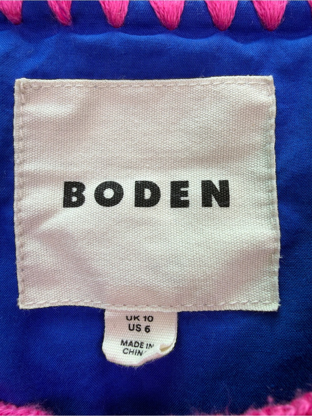 Boden Chelsea Quilted Jacket In Wildflower Stamp White Pink Size 6 - Picture 11 of 14